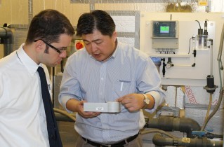 Gabry Ostuni and Michael Zhang during a training